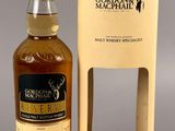 une bouteille de Casulaa « Glenie's Reserve » avec son carton d'emballage