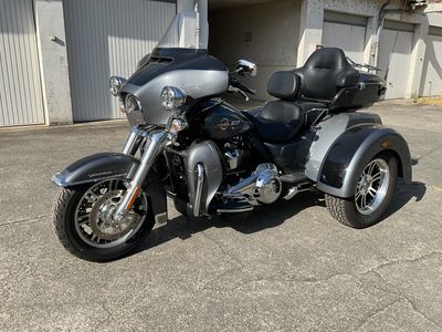 a motorcycle that is parked in a parking lot
