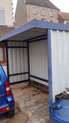 Abri pneu. 300x125x225