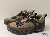 Nike Air Jordan 4 Retro « olive / noir - rouge université »