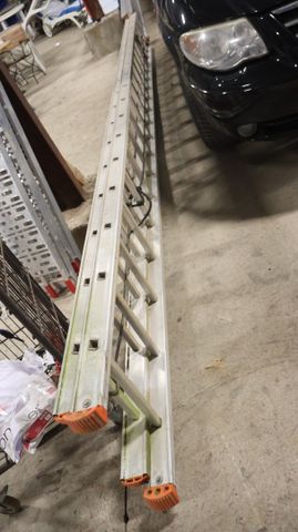 Échelle double aluminium (environ 6 m)