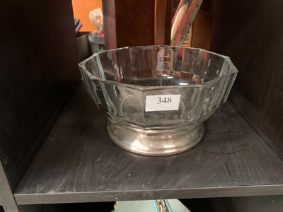 * Coupe sur piedouche en cristal, le pied en métal argenté