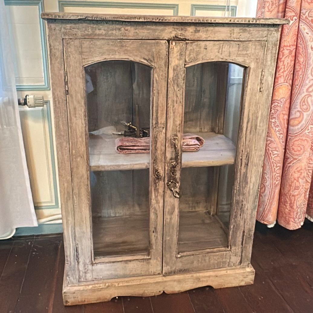 Objets d'art & Curiosités