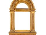 une image représentant un cadre doré surmonté d'un miroir