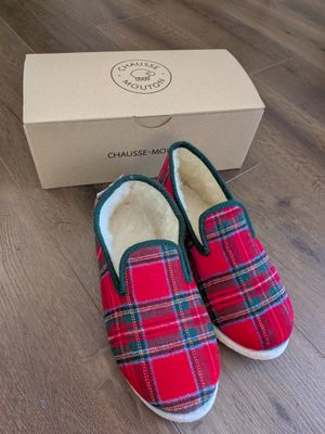 Paire de charentaises de marque CHAUSSE MOUTON