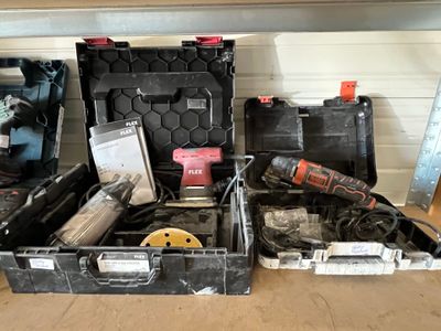 many tools that are sitting in a case