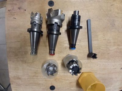 5 fraises. Frais judiciaires : 14,280% TTC avec TVA récupéra…