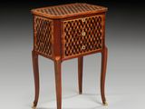 une superbe table de chevet de l'époque de George IV, en acajou et marquetée