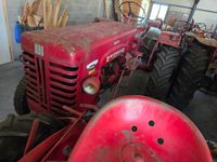 Tracteur agricole MC CORMICK. Modèle FU 265 DIESEL. (photo 5)