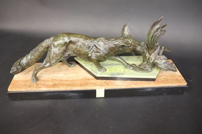 ECOLE MODERNE Loup attaquant un coq - Photo 1