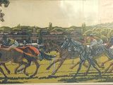 une photo d'un tableau représentant des chevaux et des jockeys dans un champ