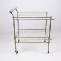 Desserte roulante à structure métallique tubulaire et à deux… (photo 2)