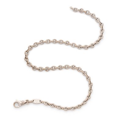 CHAUMET COLLIER présentant une succession de maillons ronds …