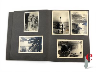 un livre dont les pages contiennent des photos de personnes