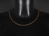 un collier à chaîne en or sur un mannequin mannequin mannequin mannequin mannequin mannequin mannequin mannequin mannequin mannequin