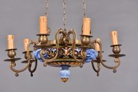 Lustre en faïence de style bellifontain à décor émaillé de r…