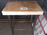 a small table with a price tag on it