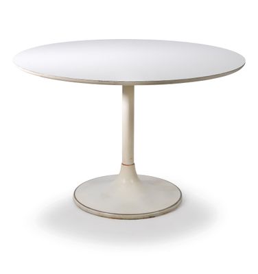 une image représentant une table blanche avec un piètement rond et un plateau blanc