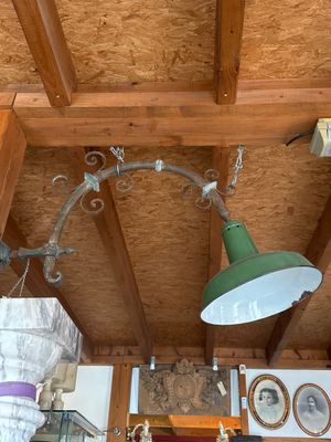 a light that is hanging from the ceiling in a room