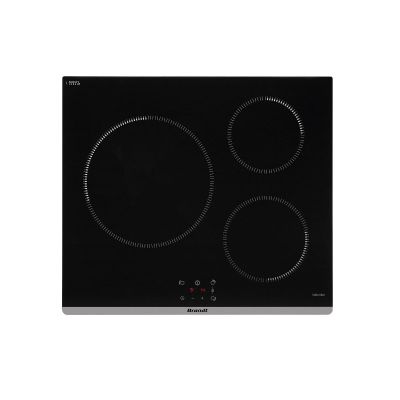 gros plan d'une cuisinière noire à trois brûleurs