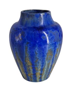 Pierrefond, Vase en céramique émaillée à décor en bleu nuanc…