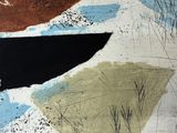 une photo d'une œuvre d'art posée sur une table