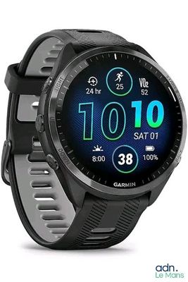 La Garmin est une montre connectée équipée d'un capteur de fréquence cardiaque