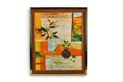 tableau représentant un vase de fleurs posé sur une table, avec une fenêtre en arrière-plan