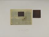 la photo d'une photo d'un journal et d'une feuille de papier