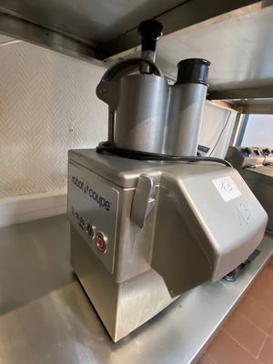 VENTE SUR DESIGNATION - LOT 13 - Un robot "ROBOT COUPE" CL50 ULTRA et  - Photo 1