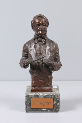 Carl KAUBA (1865/1922). Buste de Wagner en bronze signé à la…