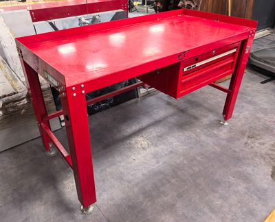 Établi en métal avec deux tiroirs (sans clé)