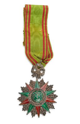 l'image d'une médaille portant une étoile