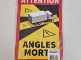 un autocollant sur lequel figure l'image d'un camion