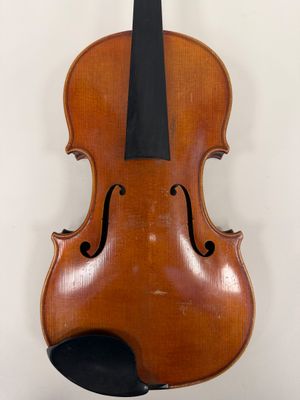 Intéressant violon français fait par Georges Apparut à Mirec…