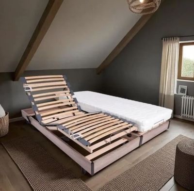 Ensemble literie relaxation TALCA composé de: 2 matelas en m…