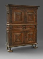 Buffet deux corps en chêne mouluré et sculpté de feuilles d'… (photo 3)