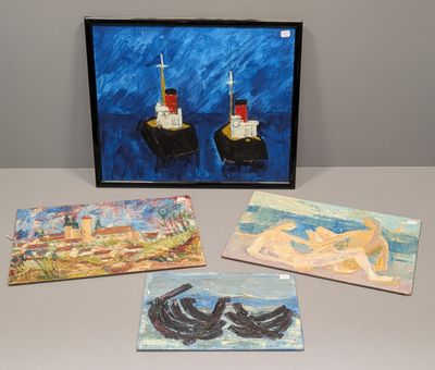 trois tableaux représentant des bateaux et un bateau posé sur une table
