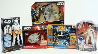several star wars action figures are displayed in a display case