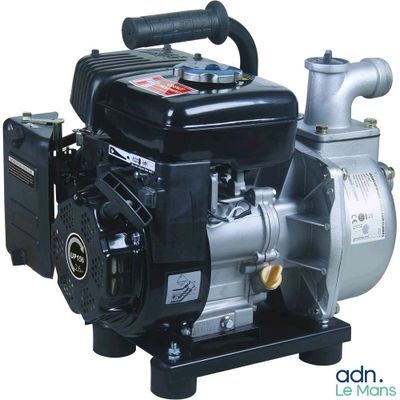 une pompe à eau noire et argentée posée sur un support