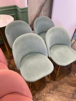 Lot de 4 chaises vertes pieds dorés en daim de marque SKLUM … (photo 4)