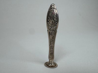 Sceau à cacheter en argent repoussé 950/1000 à décor de rinc… - Photo 1