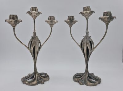 Georges de FEURE (1868-1943). Paire de candélabres en bronze…