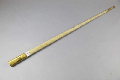 an image of a baseball bat that is on a table