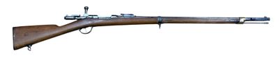 un vieux fusil avec un canon en bois sur fond blanc