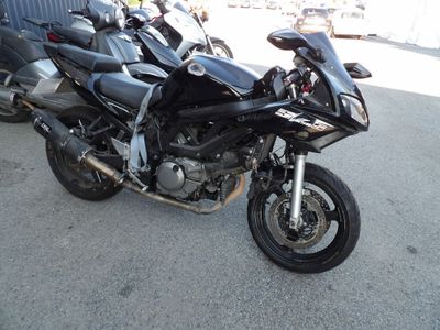 SUZUKI SVS650 - Genre : MTT1 - Carrosserie : SOLO - Energie …