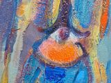 une peinture à l'huile représentant une femme en robe bleue tenant un frisbee orange