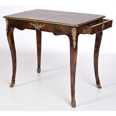 TABLE A ECRIRE REGENCE en placage de palissandre. - Photo 1