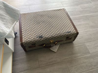 vente en un lot d'un appartement de Palavas  les flots: Le tout devra 