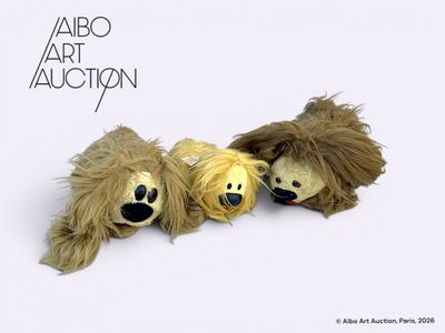 Le Manège Enchanté Un lot de trois peluches de Pollux dont l…